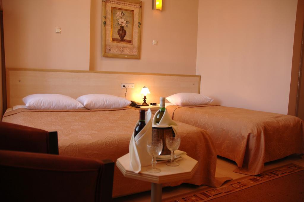 Kolagasi Hotel Corum Екстериор снимка